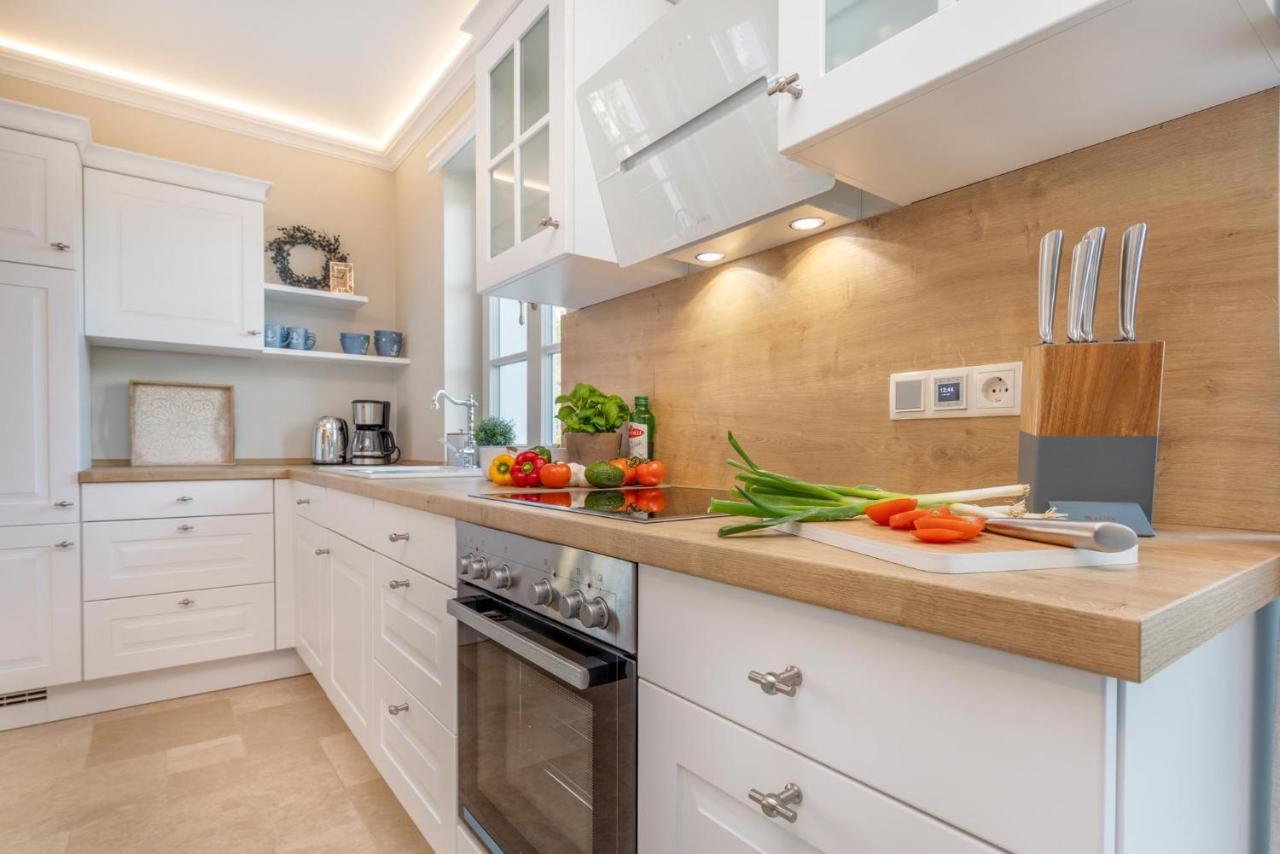 Apartamento Traumhaus Unter Reet Zingst Exterior foto