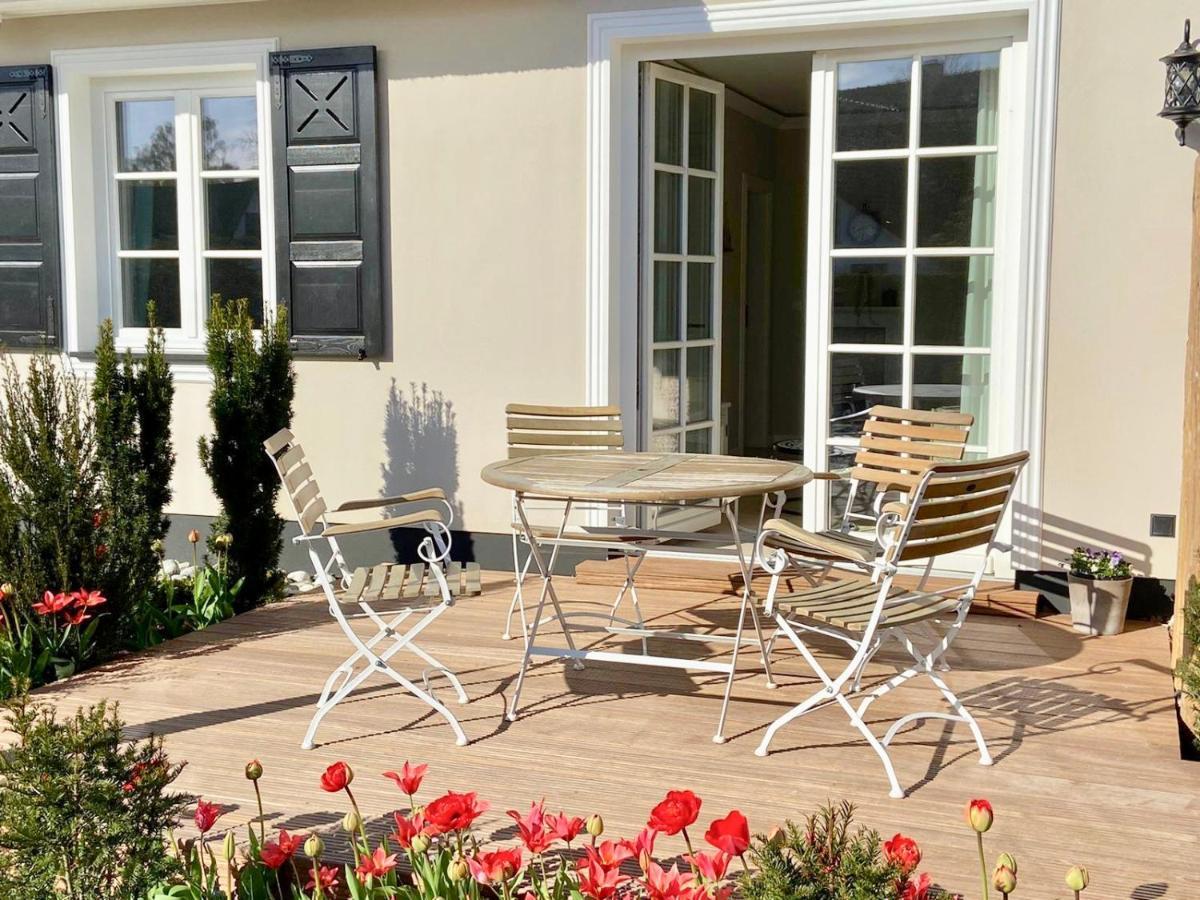 Apartamento Traumhaus Unter Reet Zingst Exterior foto